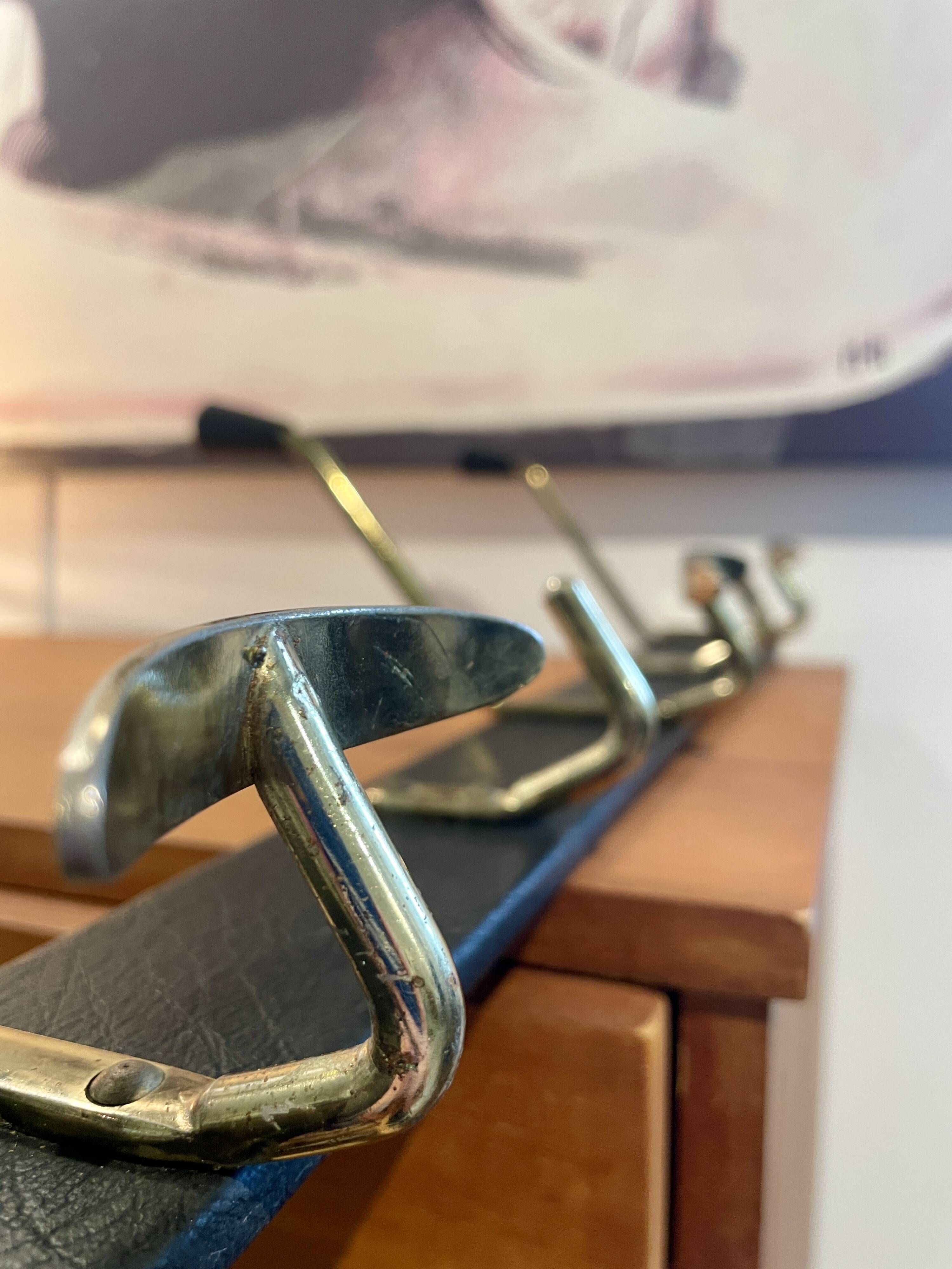 Wall coat rack with 5 vintage hooks