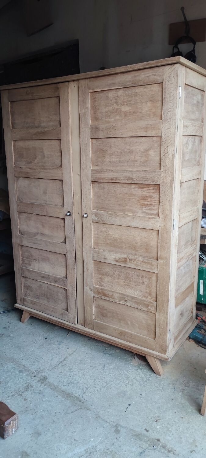 Cabinet or wardrobe René Gabriel