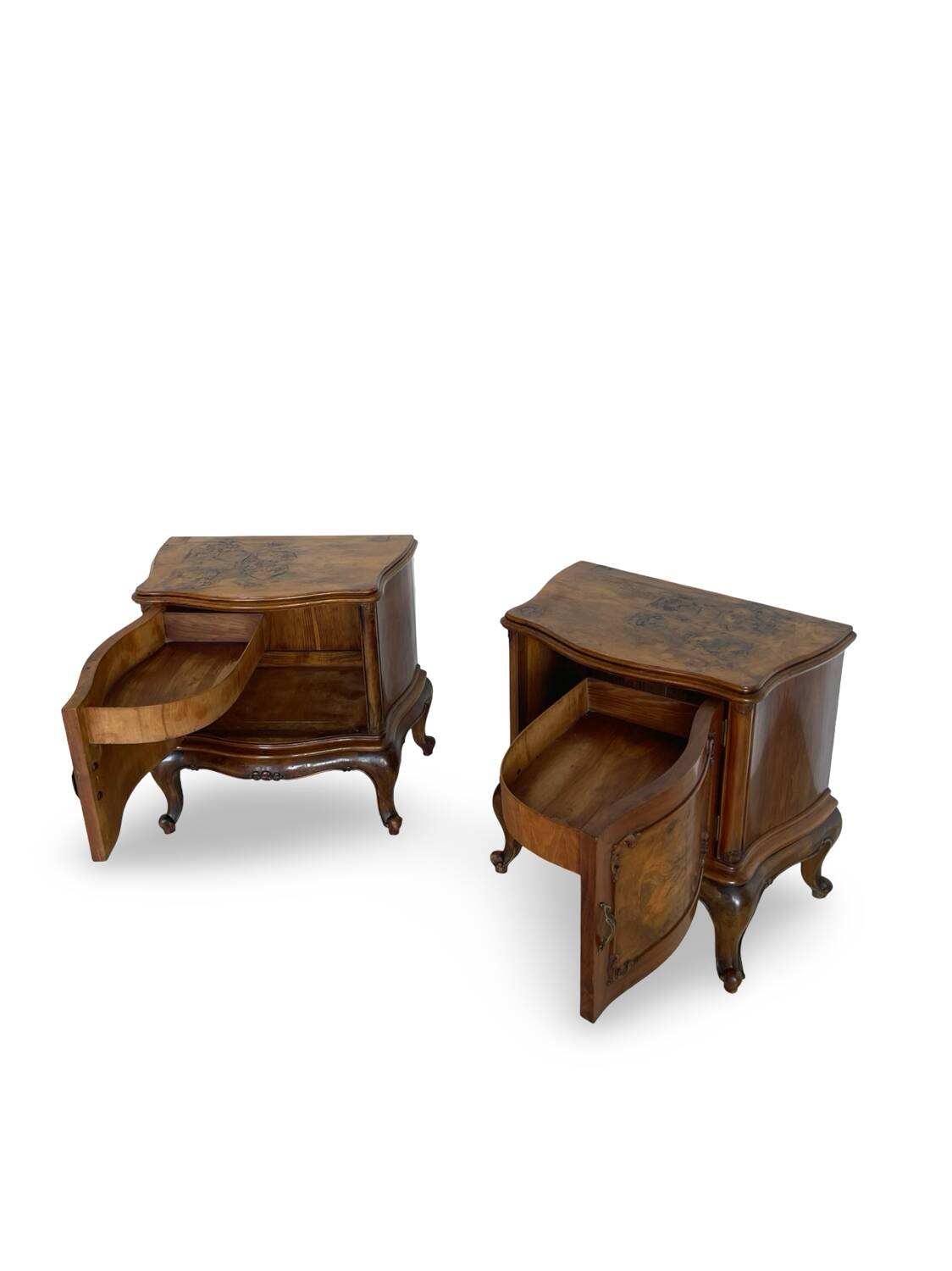 Paire de tables de chevet italiennes du milieu du XXe siècle