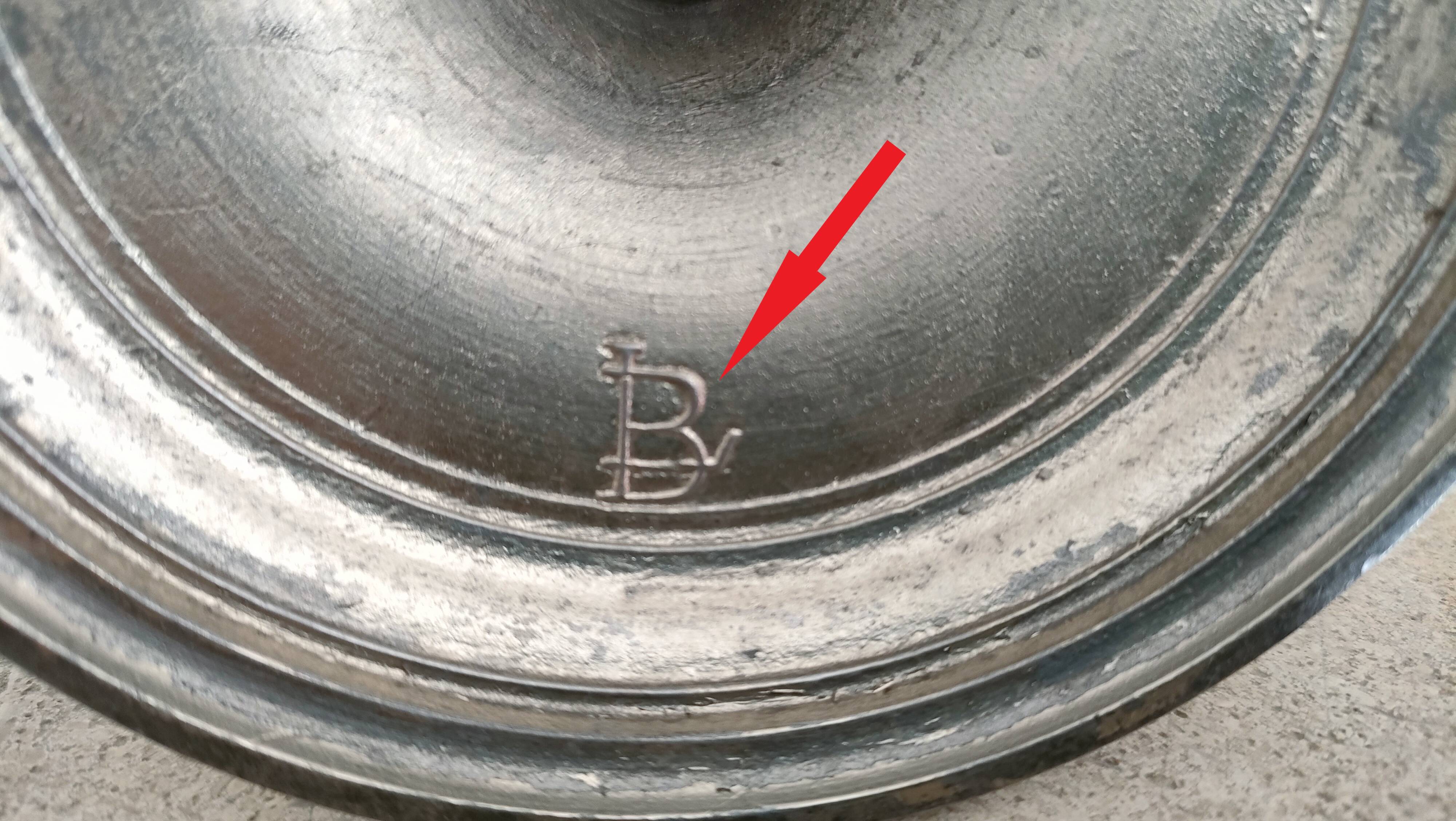 Paire de bougeoirs à futs tournés en métal argenté Lehman Brothers, 1950