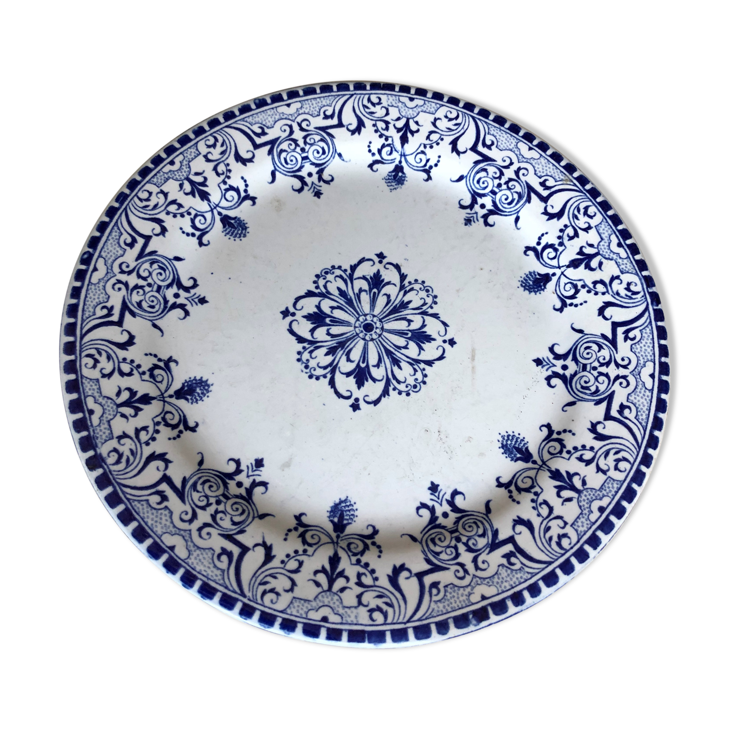 Old plate in Gien earthenware