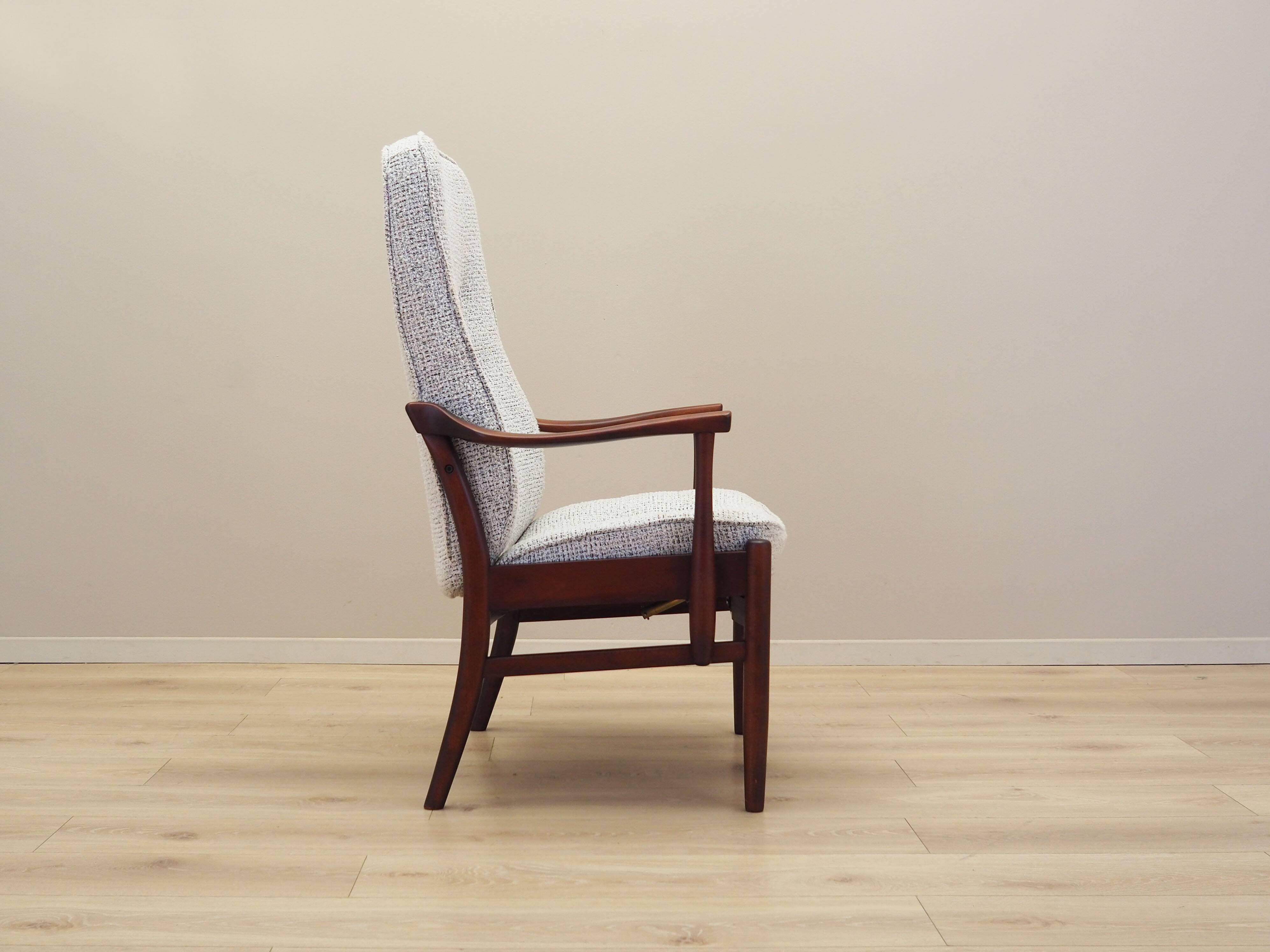 Fauteuil en hêtre, design danois, années 1970, fabrication : Farstrup Møbler
