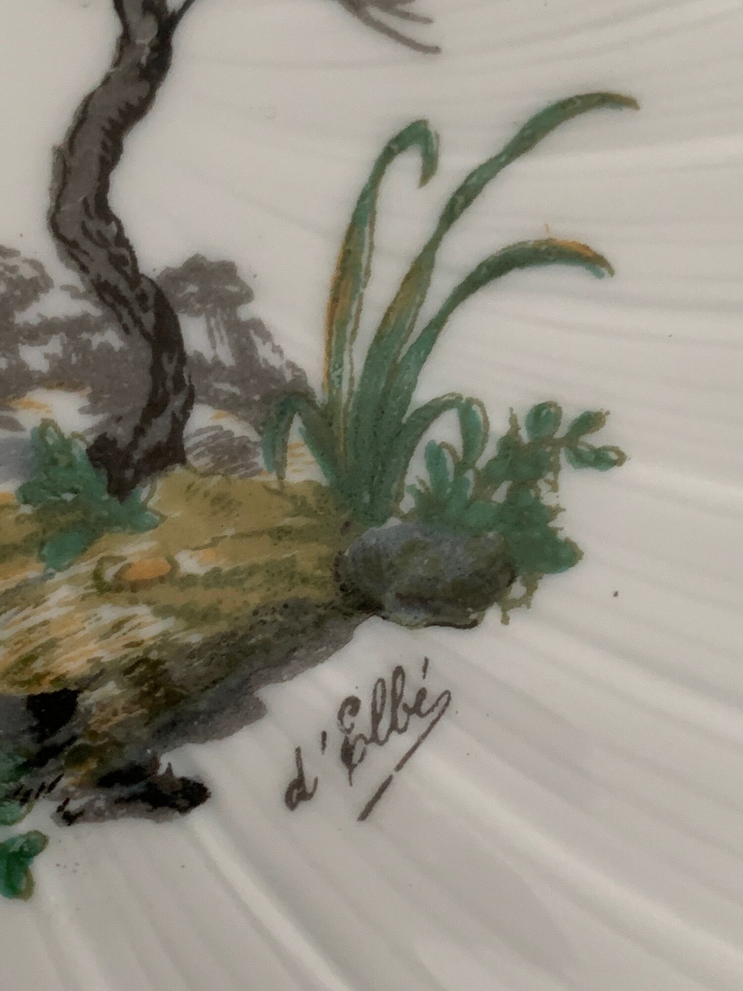 8 Bernardaud and Co. dessert plates signed Elbé, Limoges porcelain, decorated with birds