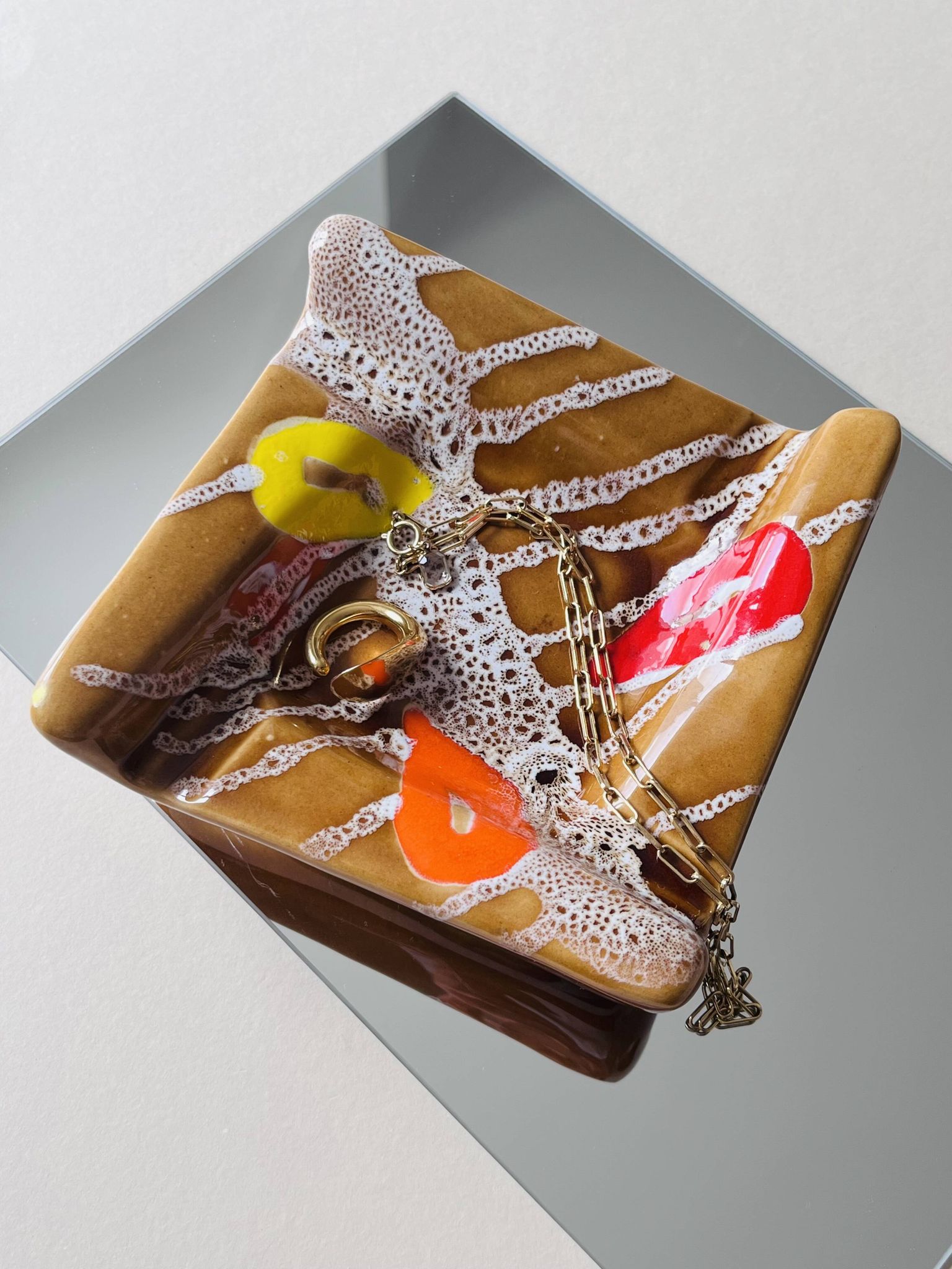 Ceramic catchall