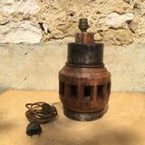 Vintage cart hub lamp foot