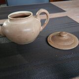 Teapot in sandstone