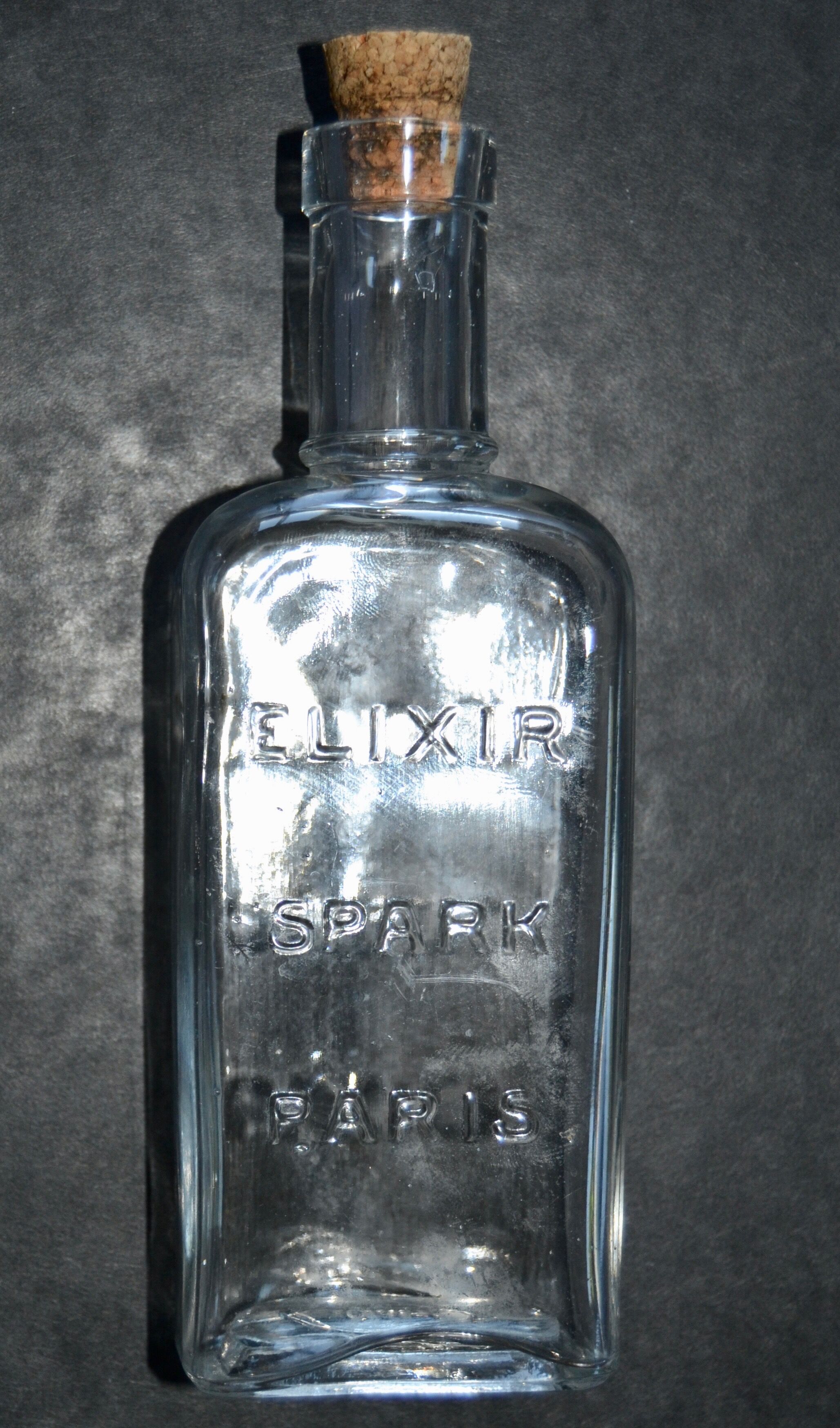 Suite of five vials of apothecary