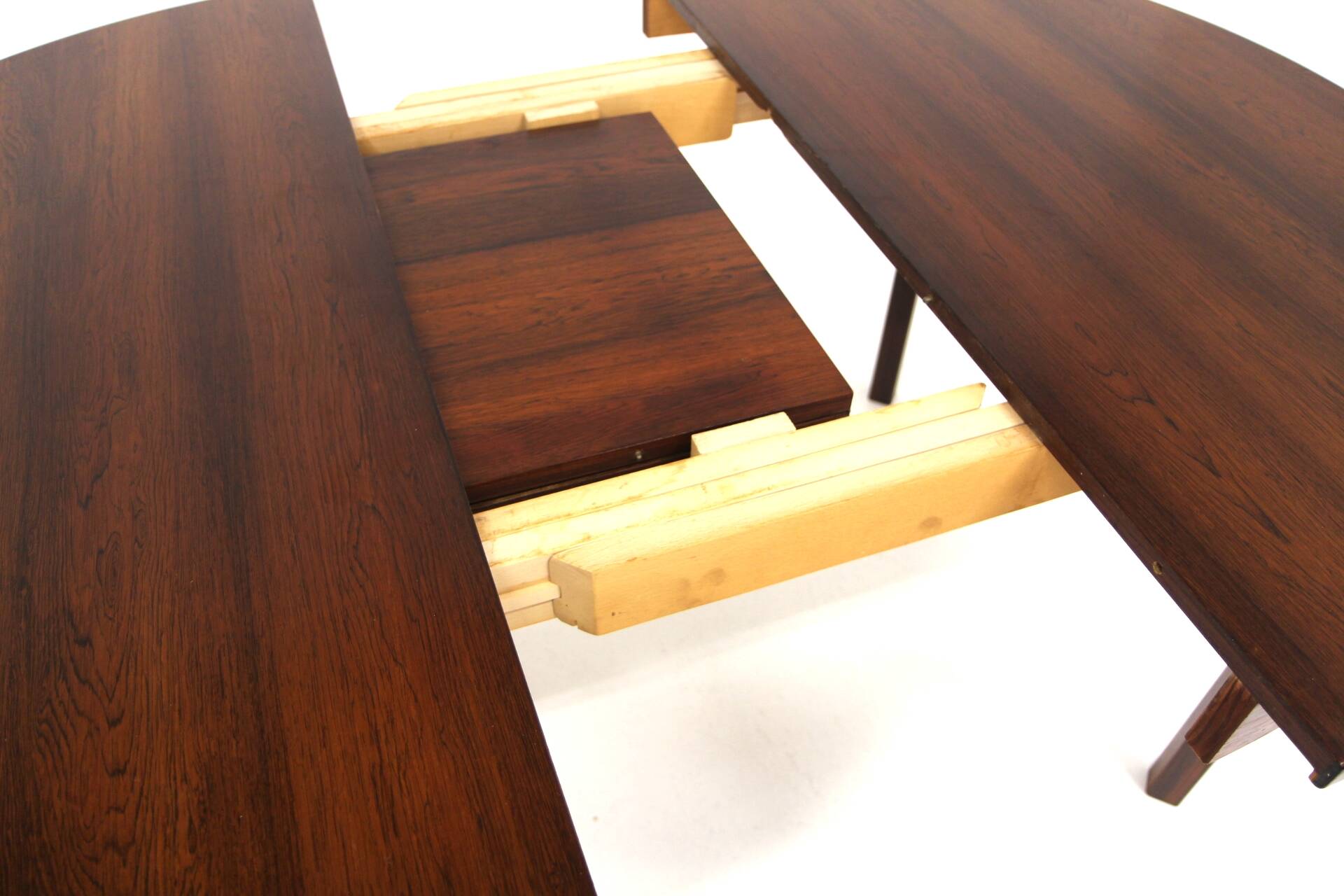Scandinavian rosewood dining table, Sweden, 1960s