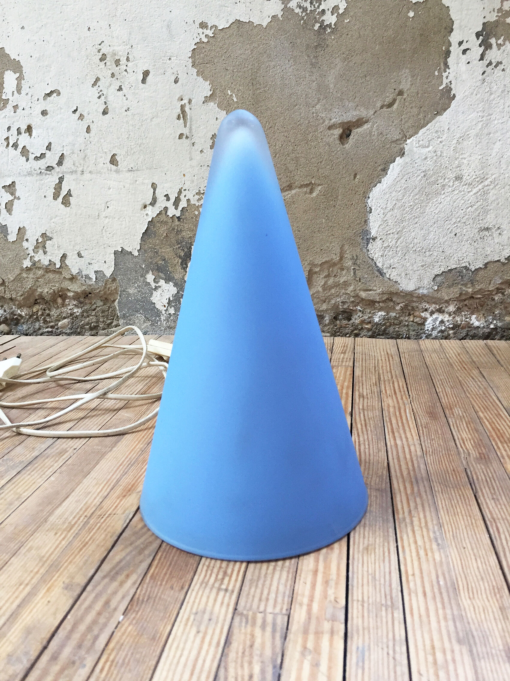 Lampe triangle design SCE vintage