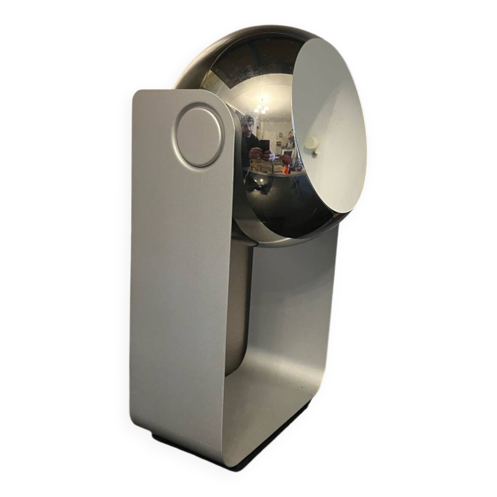 Massive Eyeball Lamp