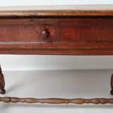 Farm table