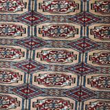 Tapis Vintage Bukhara en Laine, Années 1960, Élégance Traditionnelle