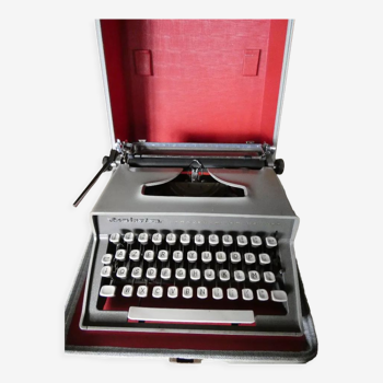 Remington brand typewriter travel riter deluxe