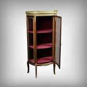 Small mahogany display cabinet, Louis XV to Louis XVI transition style – early 20th century.