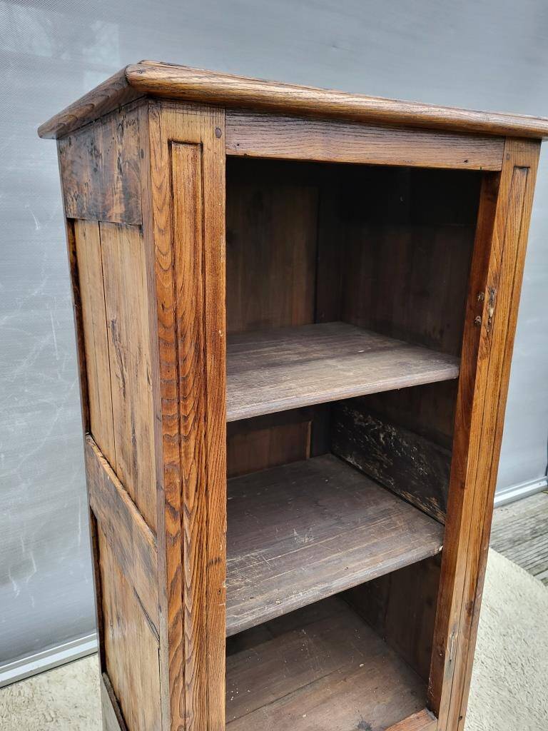 Small country unit with 3 shelves 19th century "in its own juice"