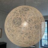 Random suspension model by the brand Moooi.