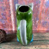 Pitcher slurry cat musician