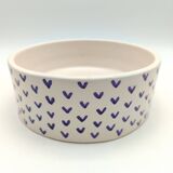 Ceramic bowl with small blue hearts and lead-free paint