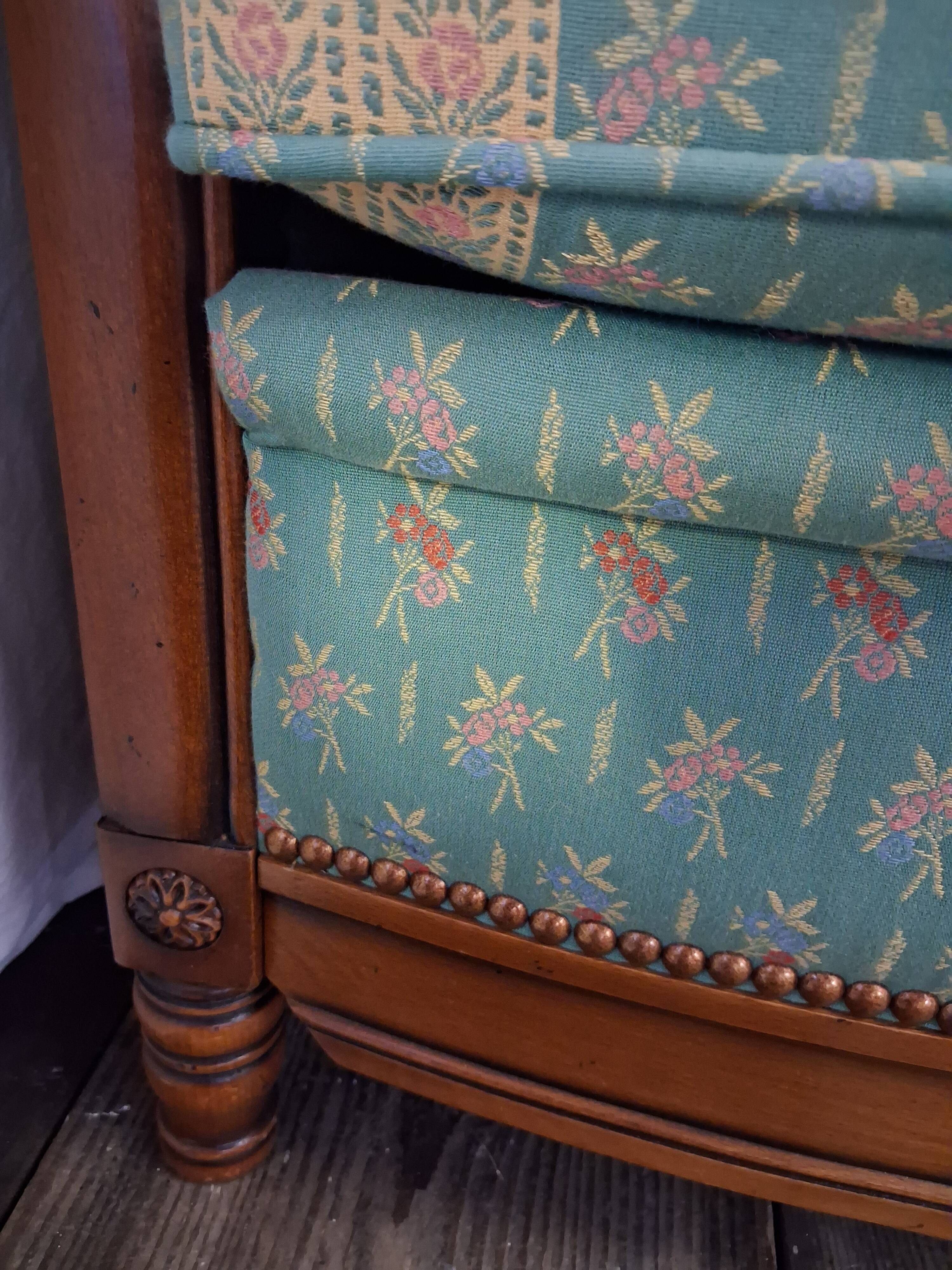 Two-seater sofa