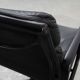 Chaise de bureau Eames EA435 Management Soft Pad entièrement noire par Herman Miller