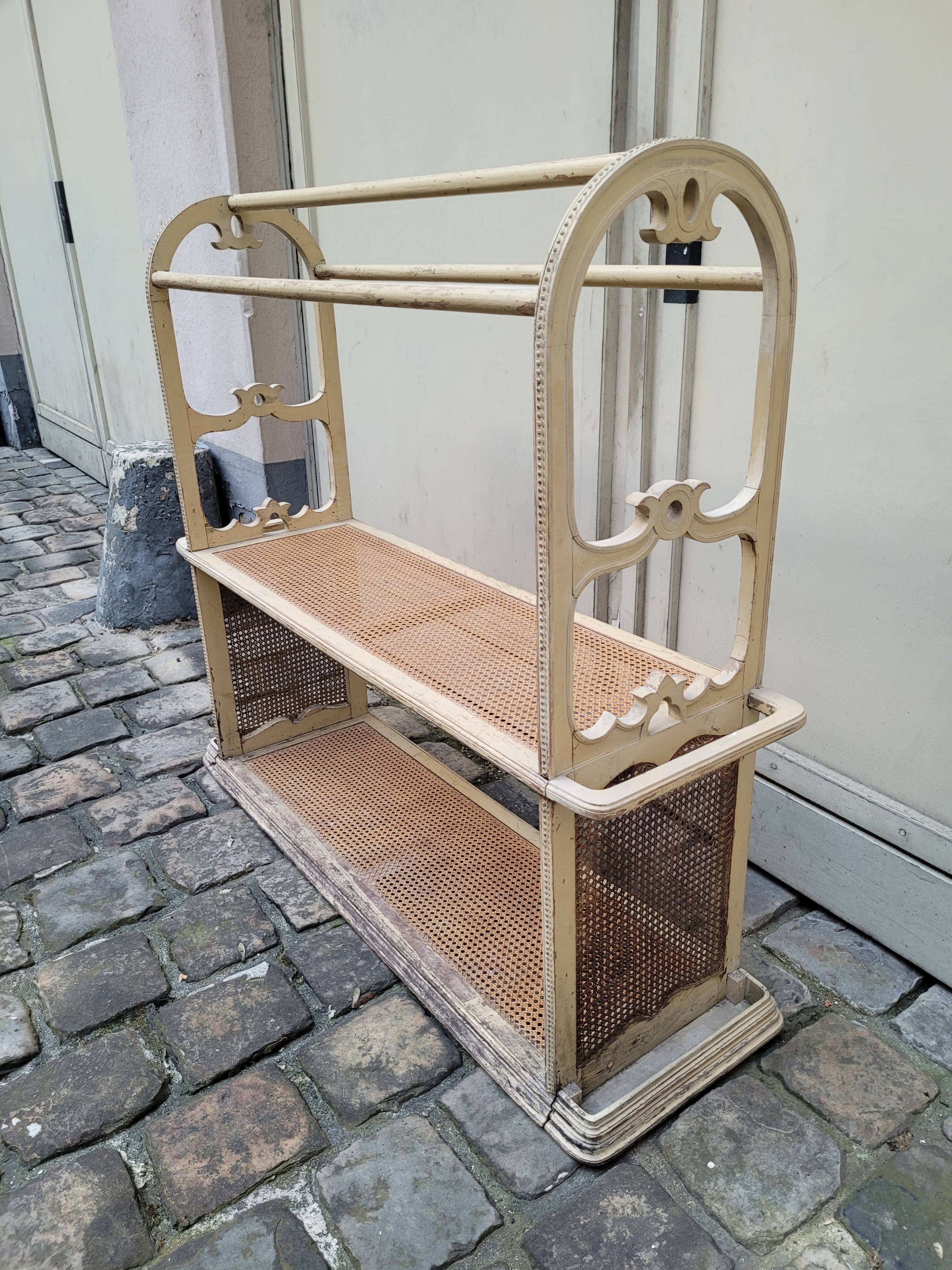 Coat hanger