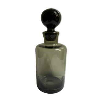 Flacon carafe en verre fumé