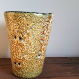 Ceramic vase