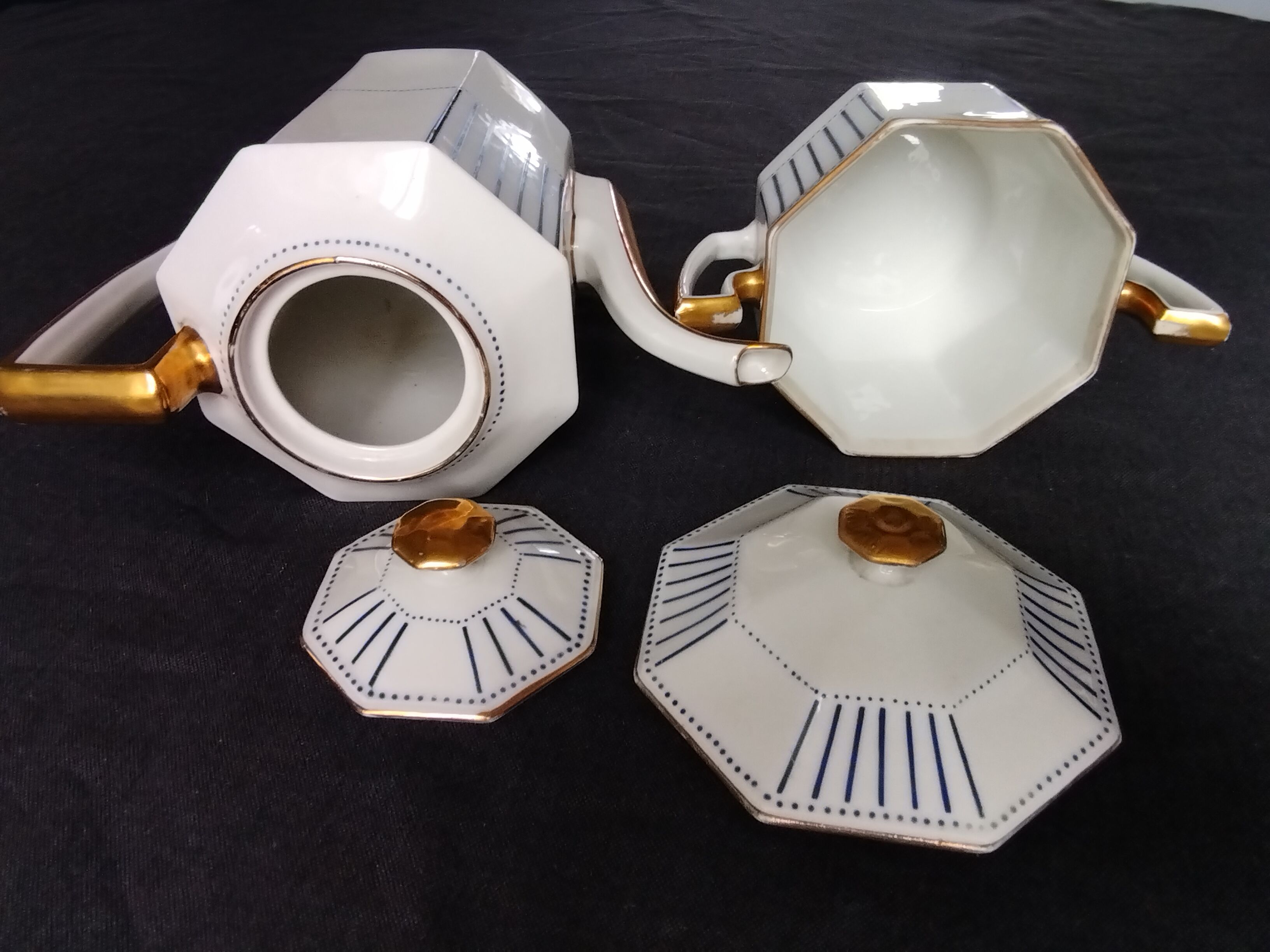 Service à thé en Porcelaine de Limoges F. Legrand and Cie art déco