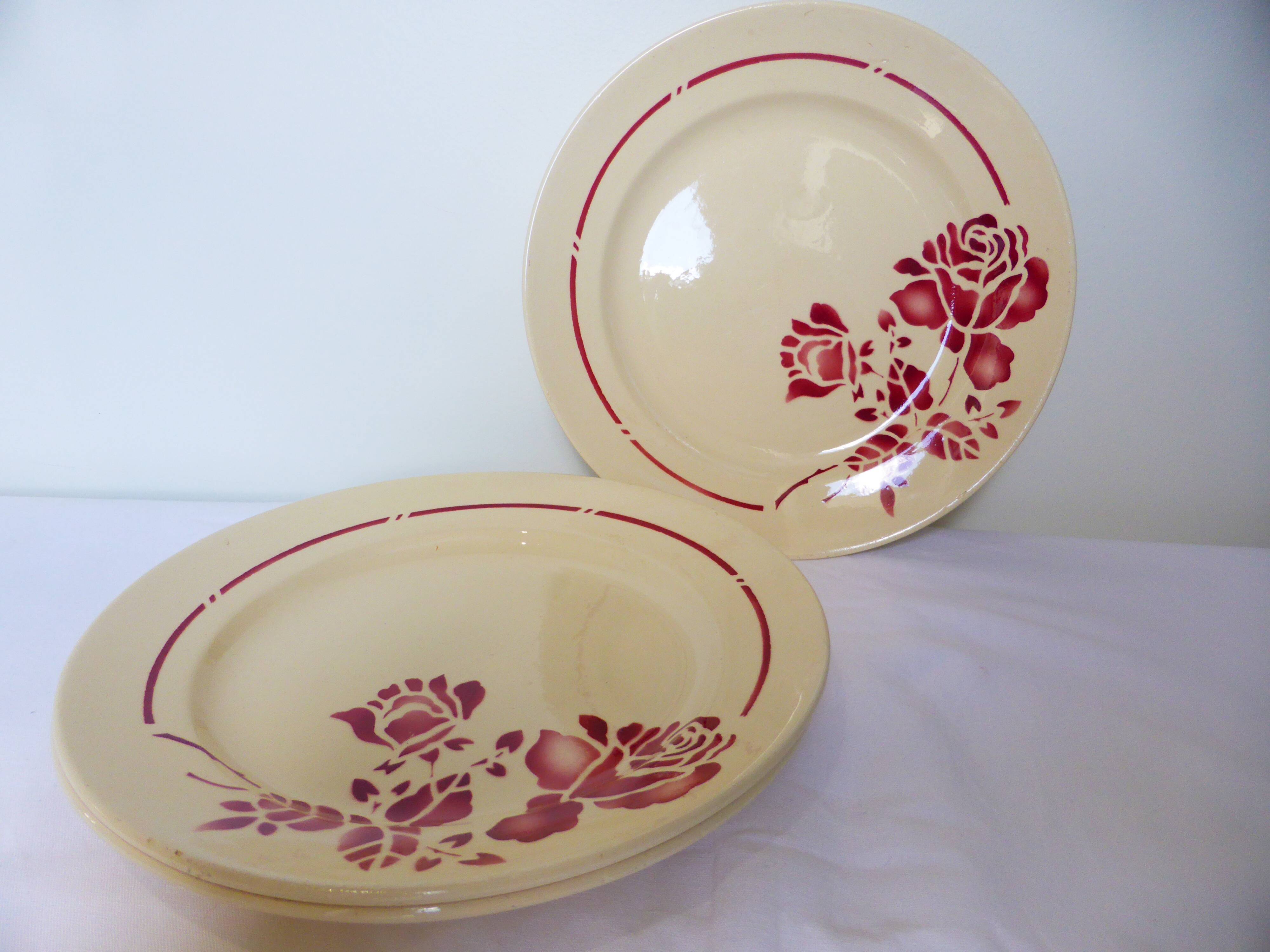 3 vintage dessert plates from St Amand 220614