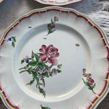 Lot of 6 flat plates Lunéville flower decoration