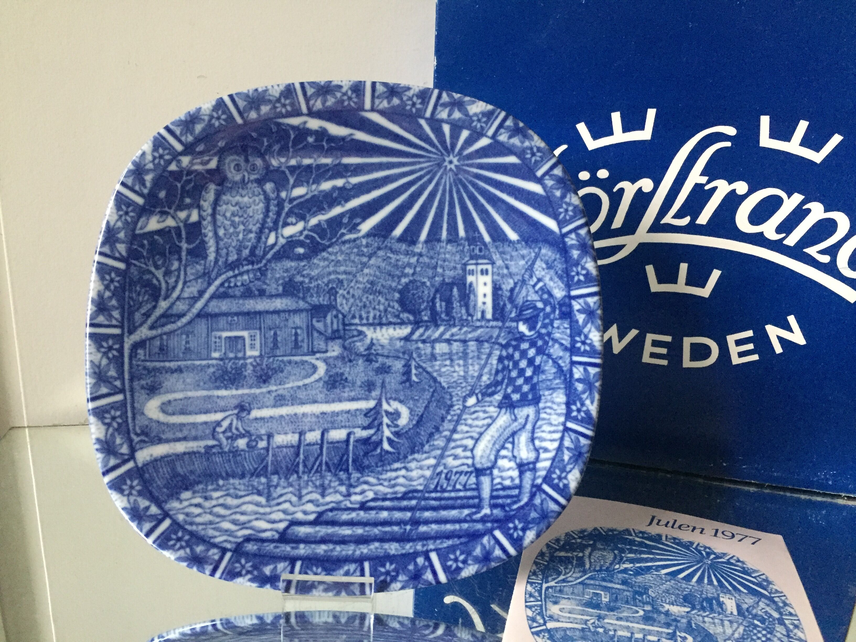 Limited edition decorative plate by Gunnar Nylund, 1977