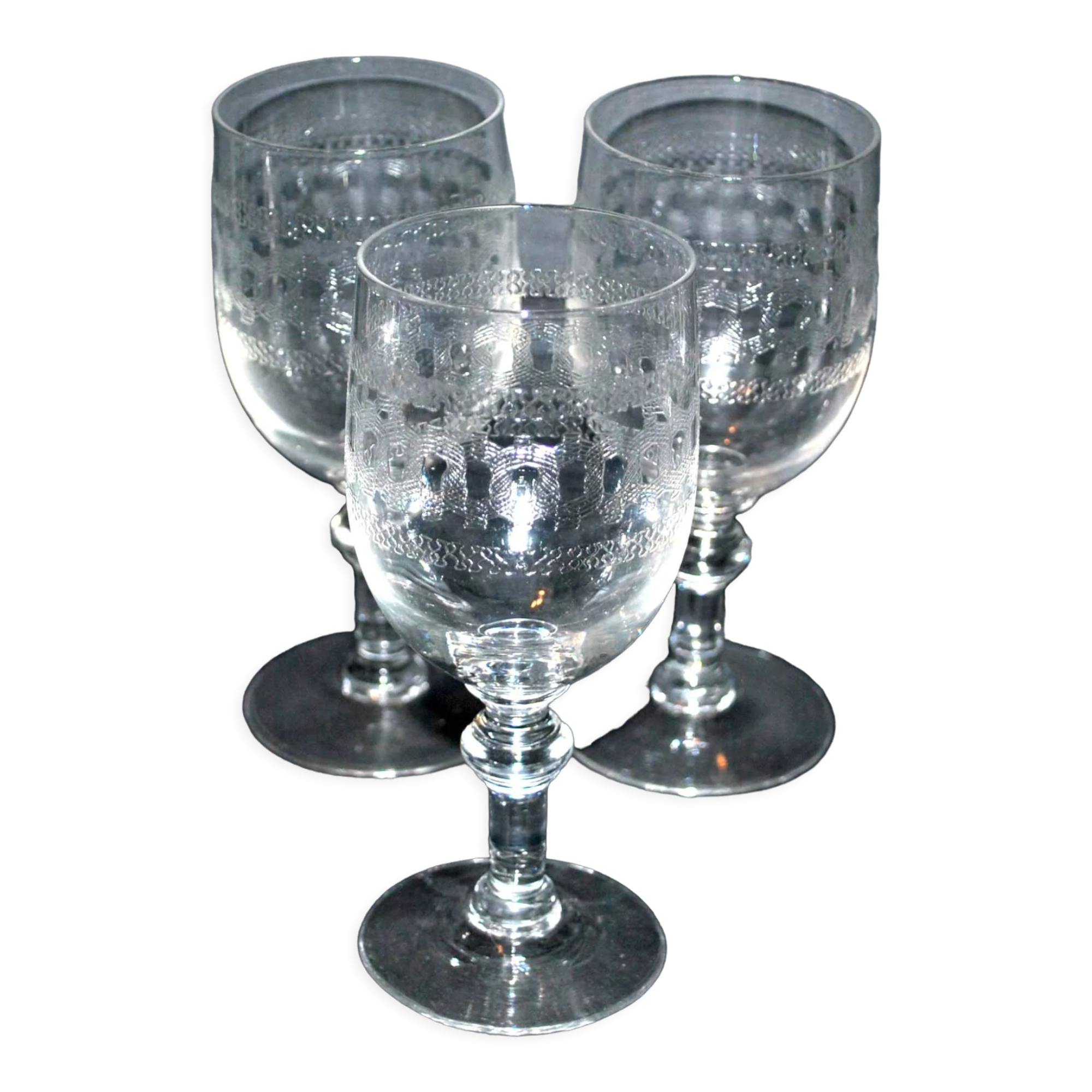 Set of 3 antique crystal wine glasses engraved guilloche pantogravure 13.5cm