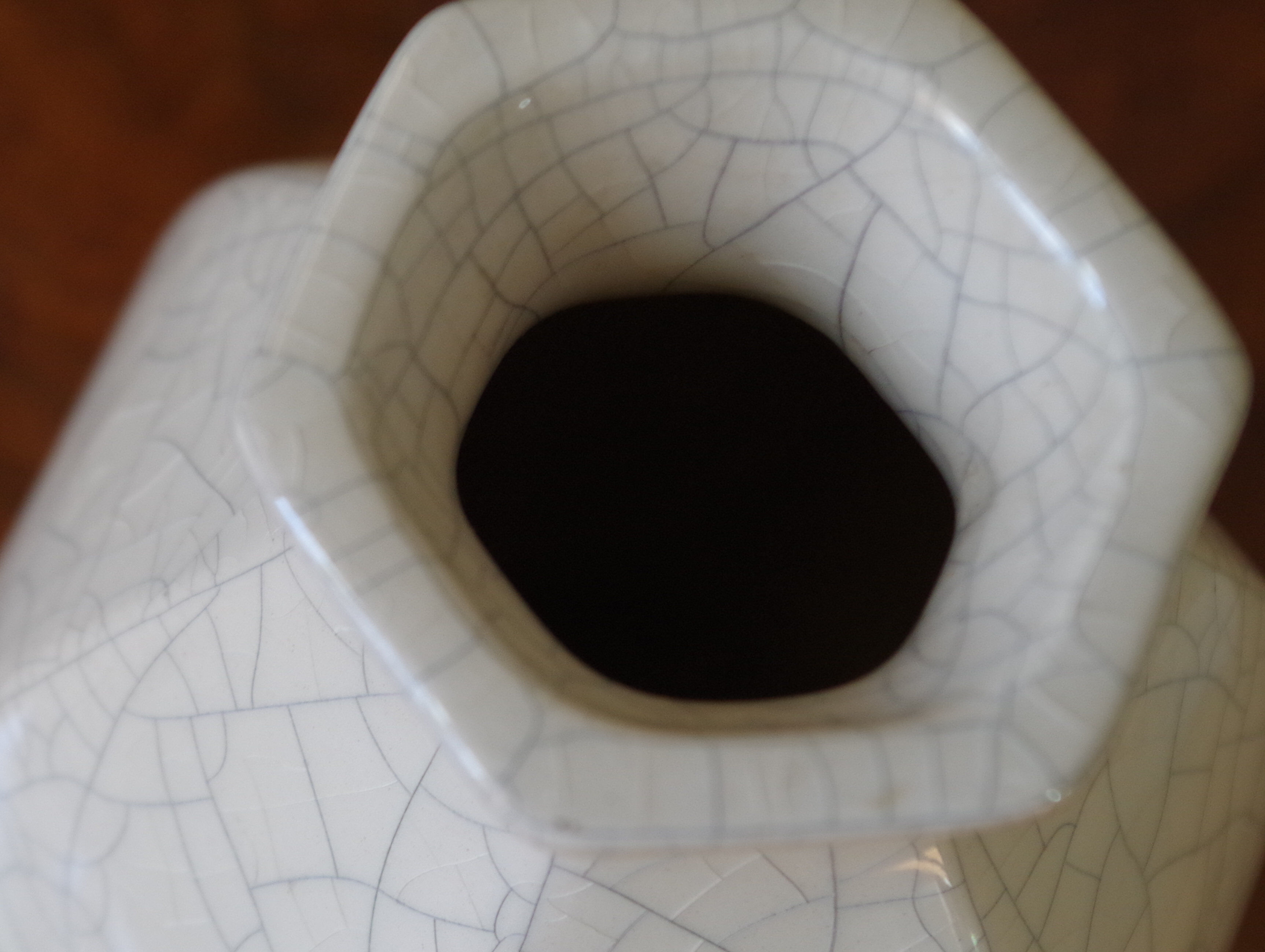 Cracked Art Deco ceramic vase