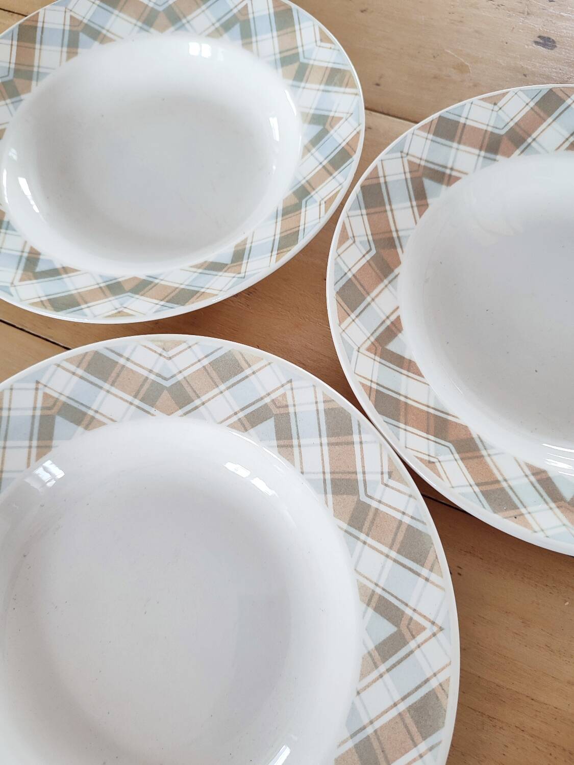 Set of 3 vintage soup plates