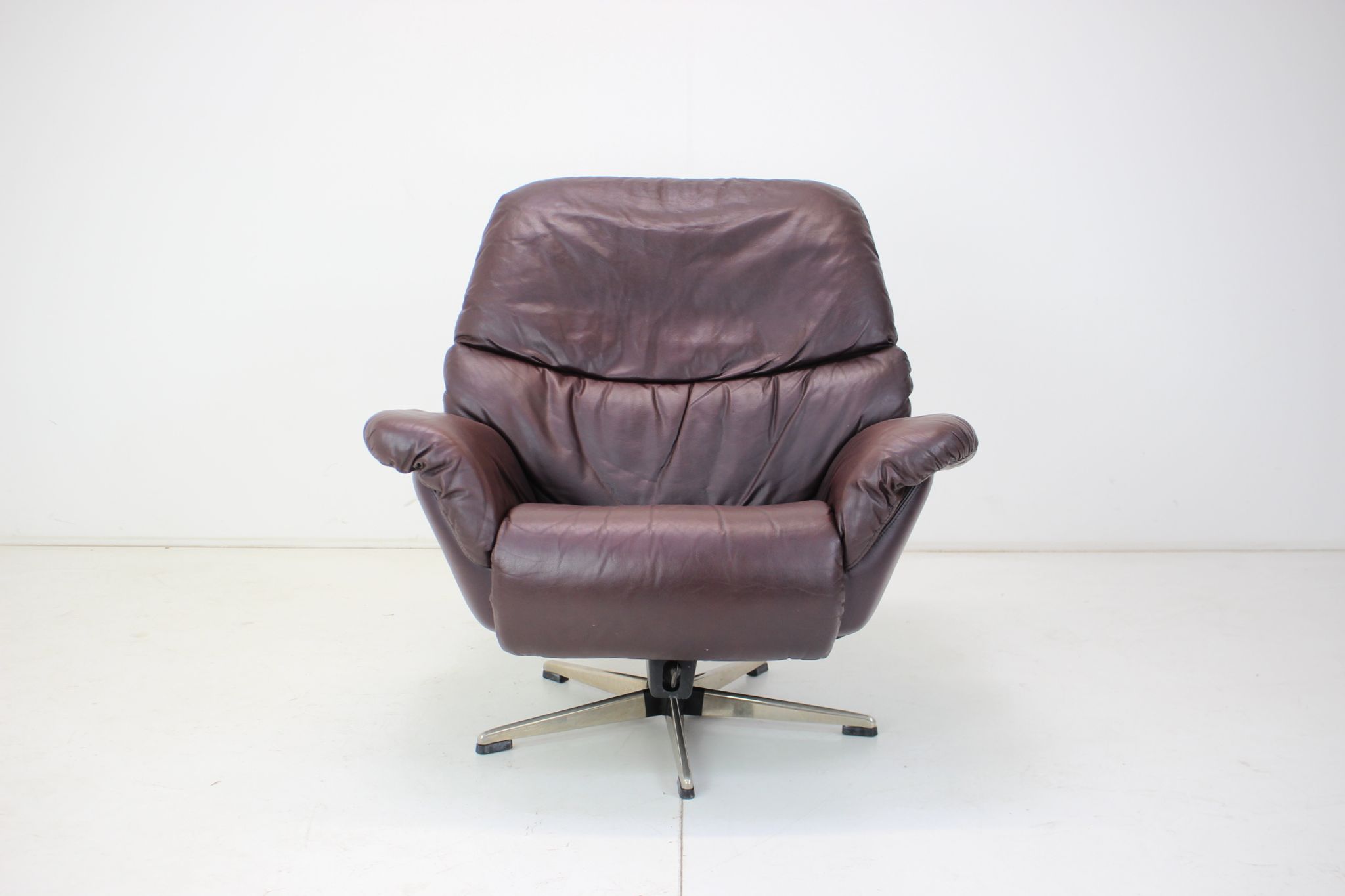 Fauteuil en cuir réglable scandinave par Peem, années 1970, finlande
