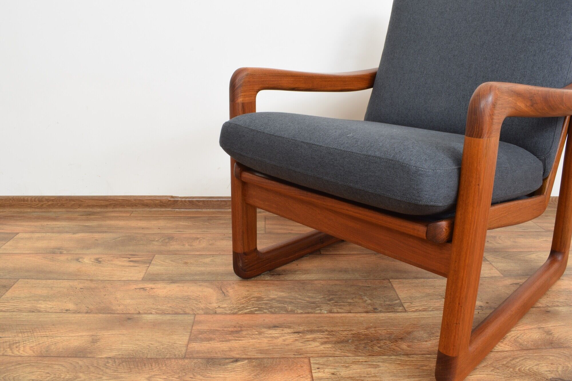 Mid-Century Danish Teak Armchair from Holstebro Møbelfabrik, 1970s.