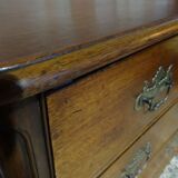 Chest of drawers late eighteenth in light mahogany