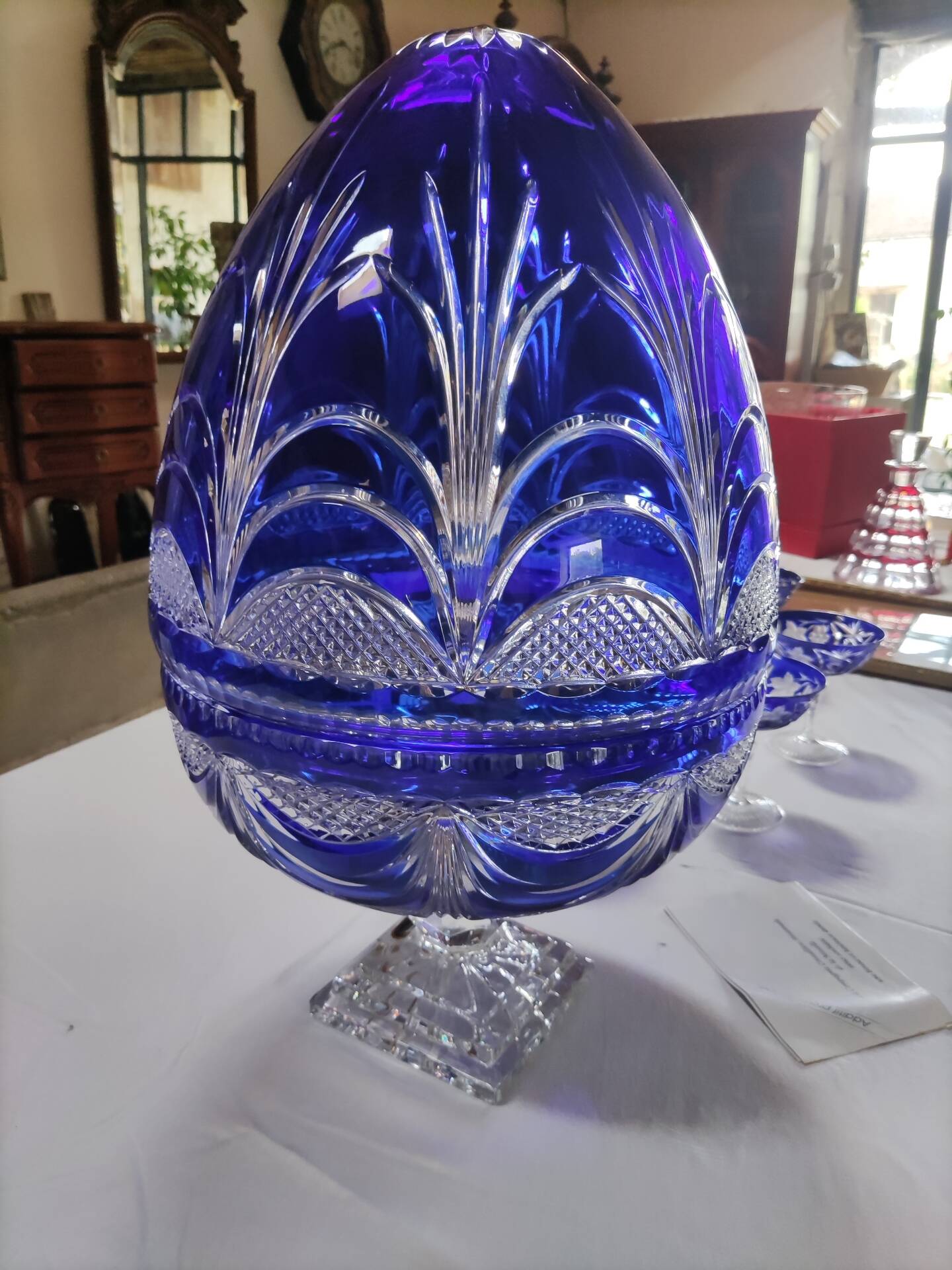 Large champagne cooler in cut crystal