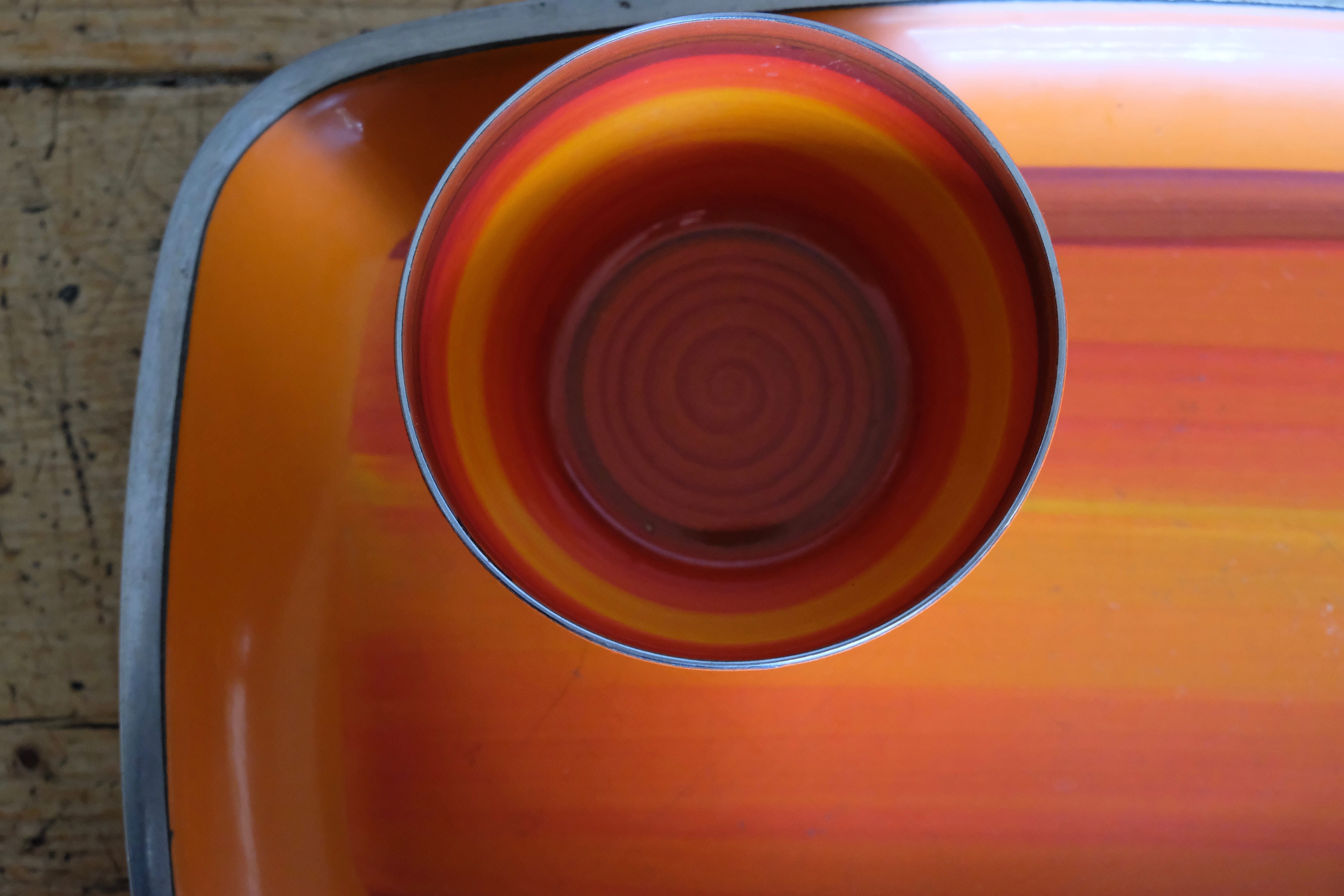 Serving dish and its enamelled aluminium bowl Silit Design from the 60s