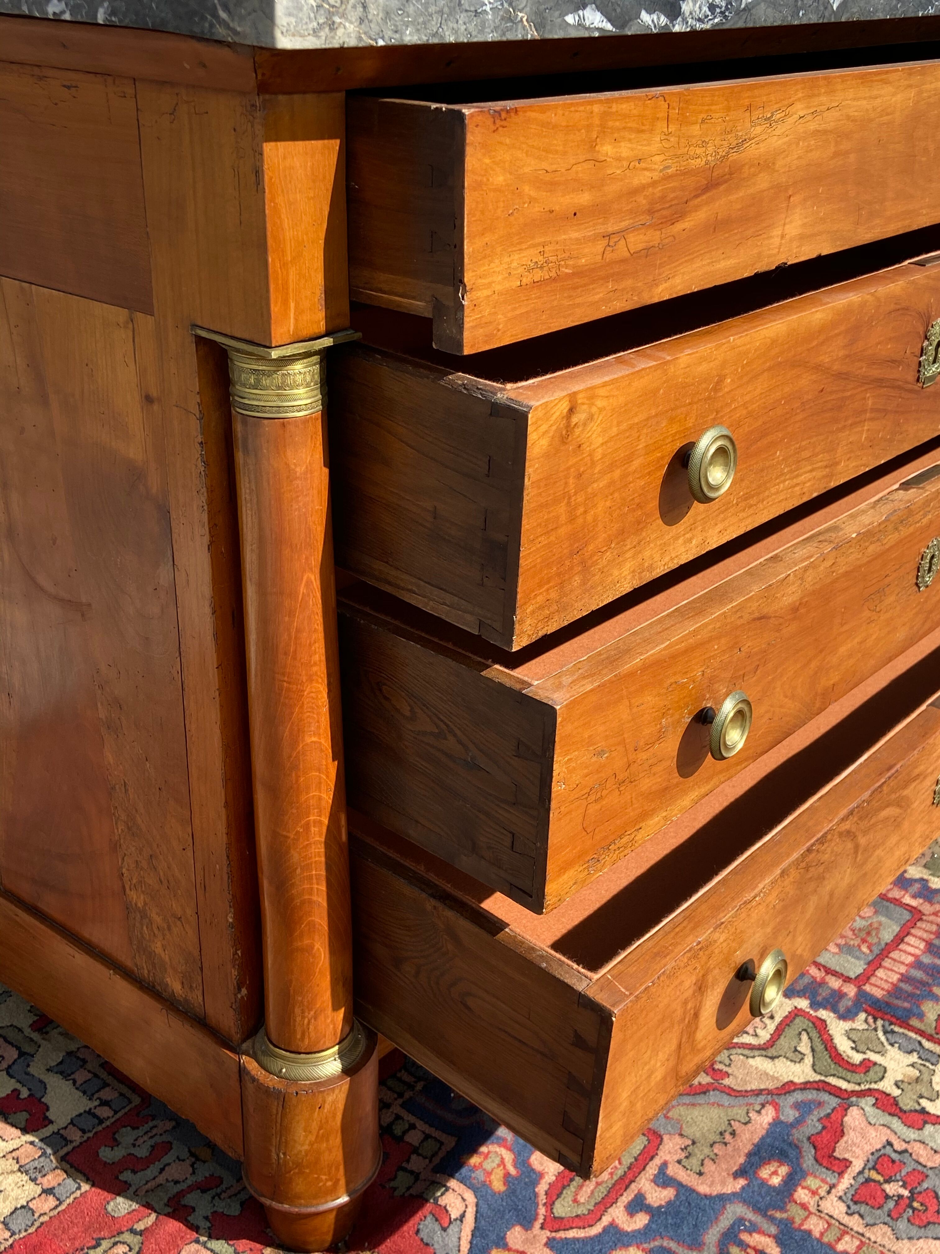 Chest of drawers of the period empire in cherry
