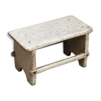 Marche pied blanc en bois