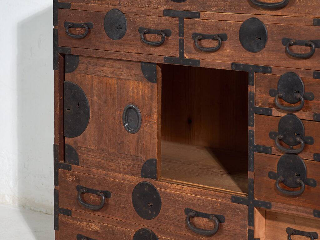 Ancient Japanese Tansu – Meiji/Taishō Period (c.1868-1926) #52