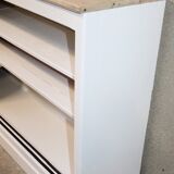 Sliding doors counter