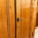 Classic English Eichholtz Bookcase