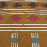 Tapis kilim multicolore fait main traditionnel