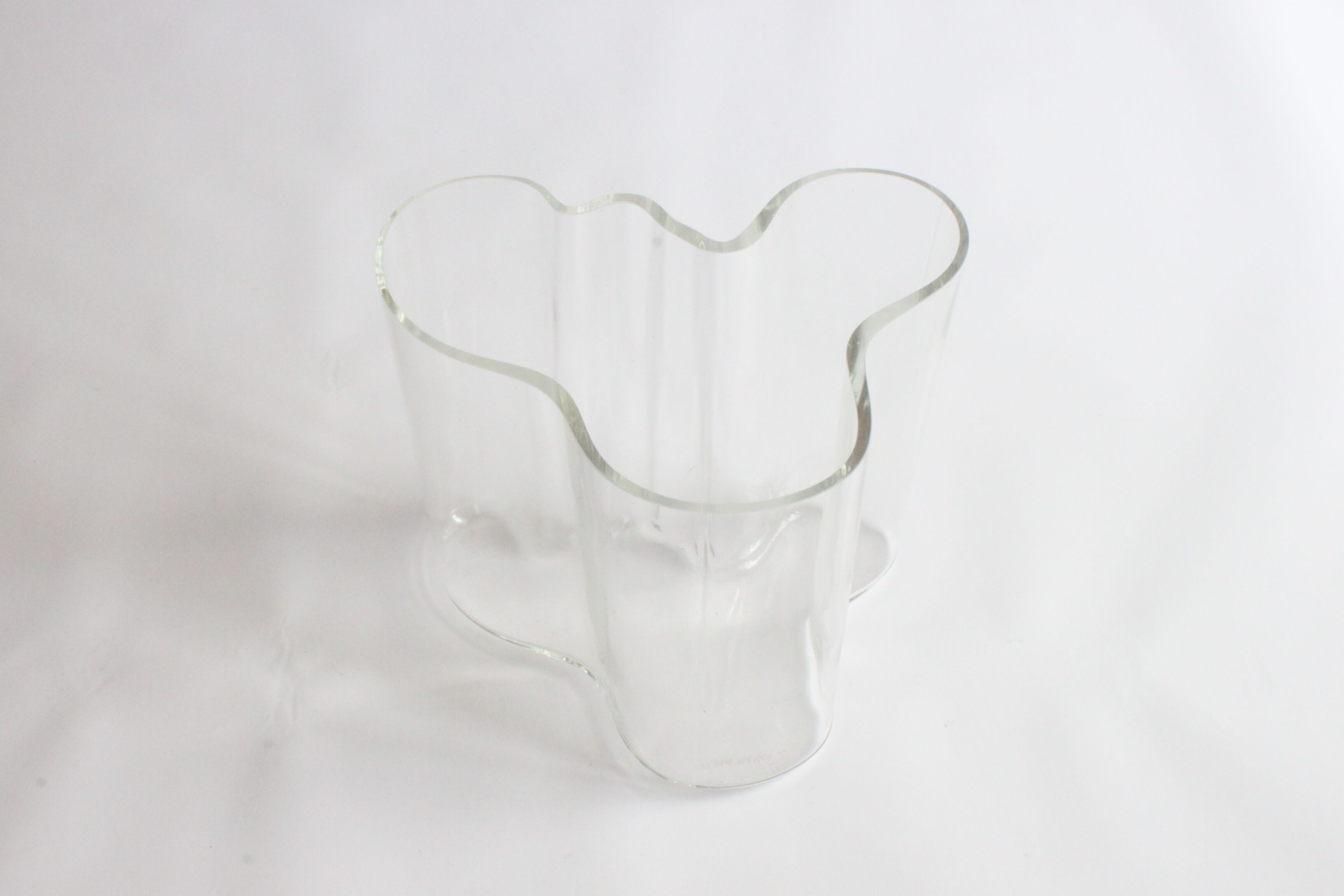 Savoy vase by Alvar Aalto for Iitalla Finland