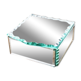 Mirror box