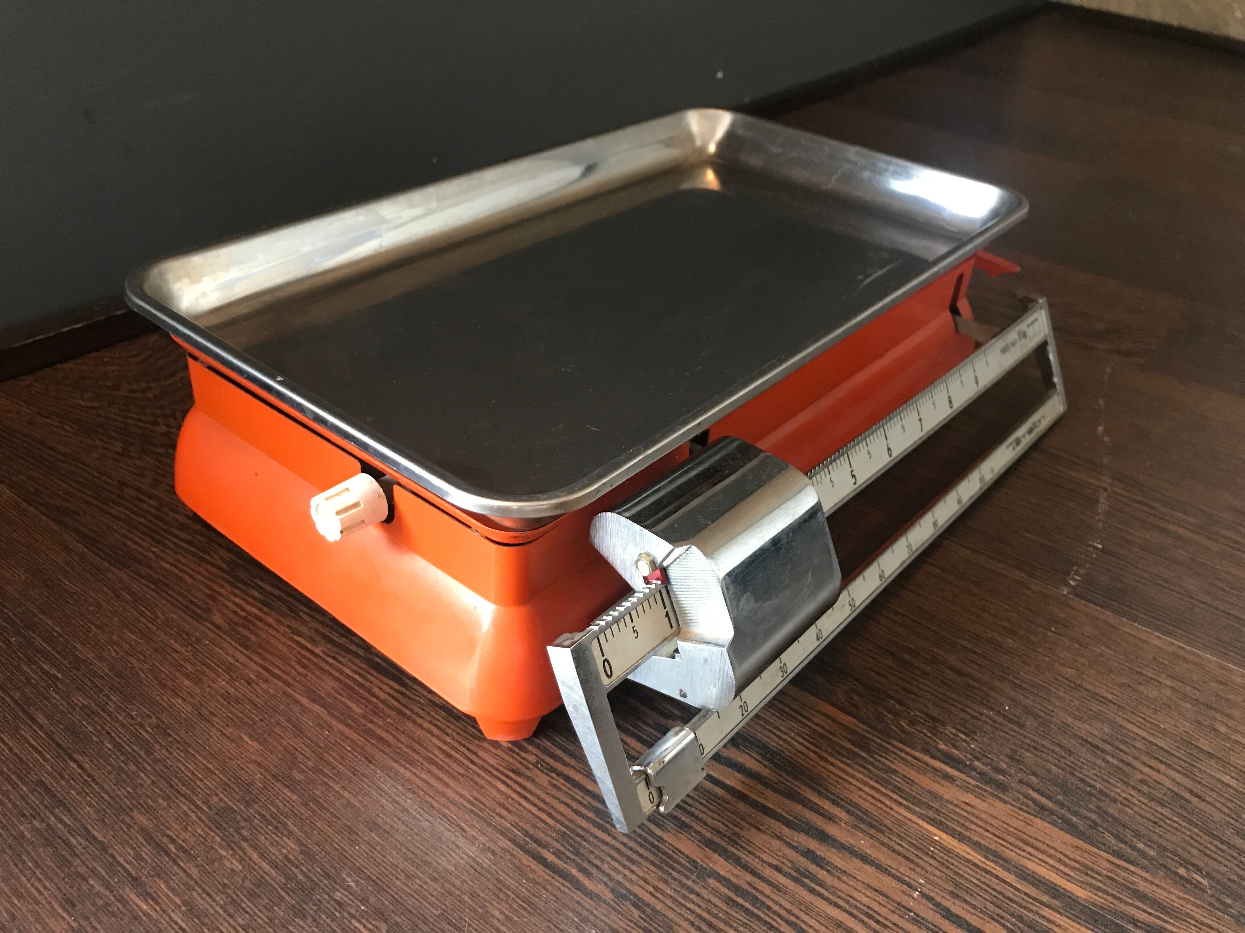 Old Terraillon scale