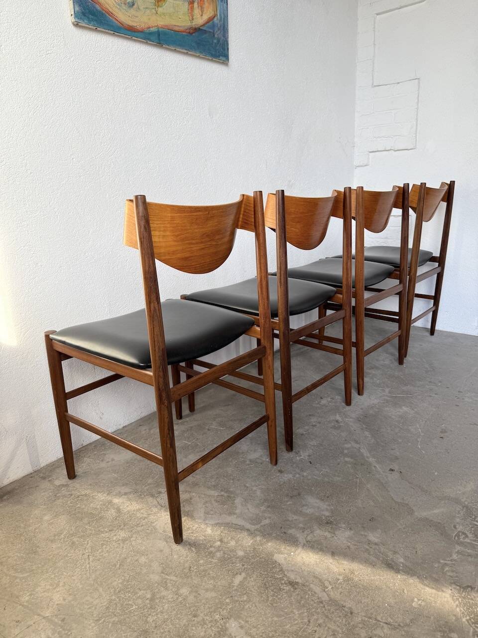 Set of 4 Italian chairs by Gianfranco Frattini.