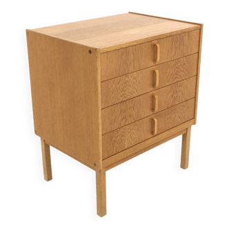 Scandinavian oak chest of drawers, Bertil Fridhagen, Bodafors, Sweden, 1960